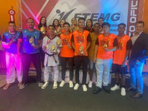 Atletas do Viva o Esporte conquistam 14 medalhas no Campeonato Mineiro de Taekwondo