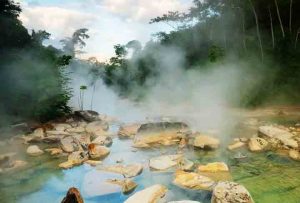 Um rio que ferve no meio da floresta, existe e está na Amazônia peruana
